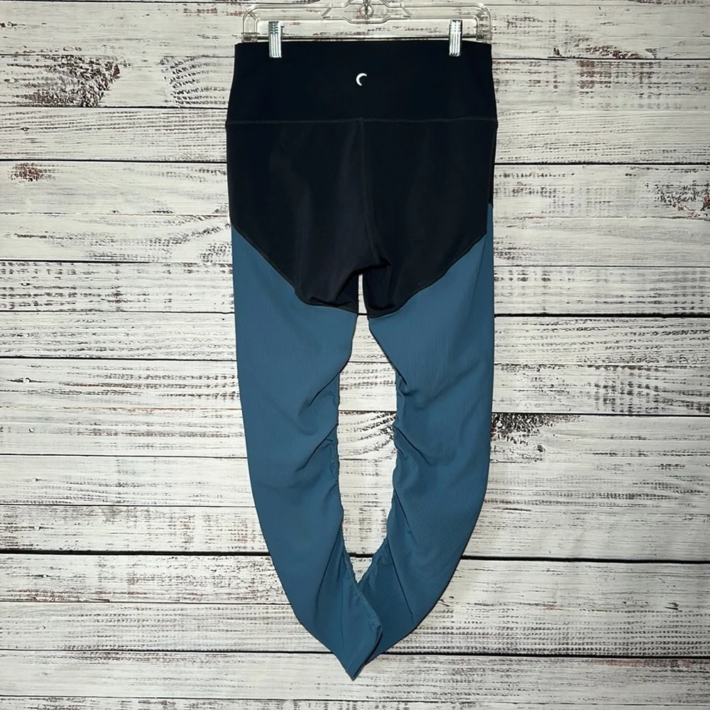 Zyia Storm Parallel Luxe high rise leggings medium - Picture 10 of 16